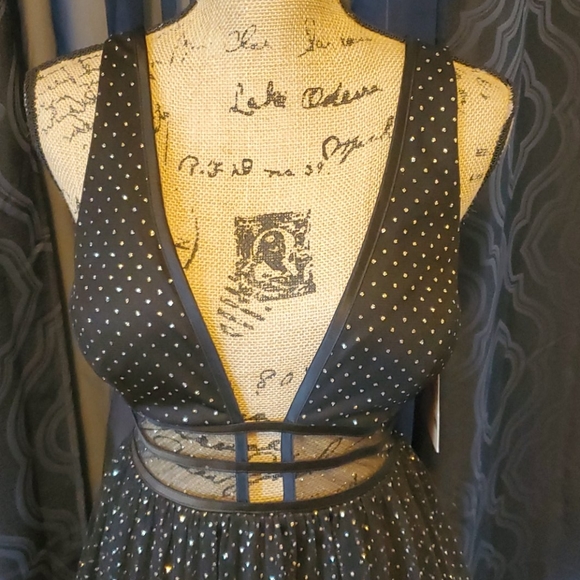 HAPPY NEW YEAR DRESS - Picture 2 of 6